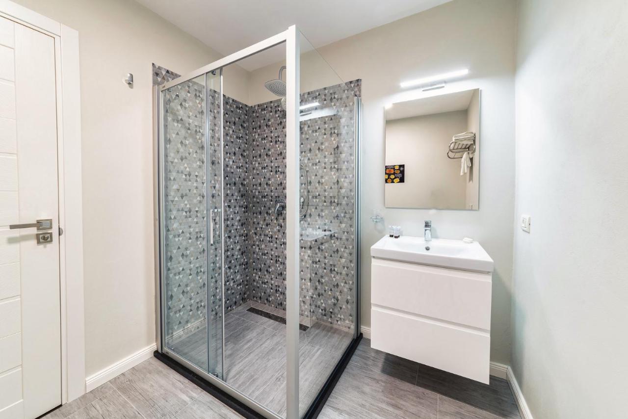 Saga Rooms Victoria  Luaran gambar