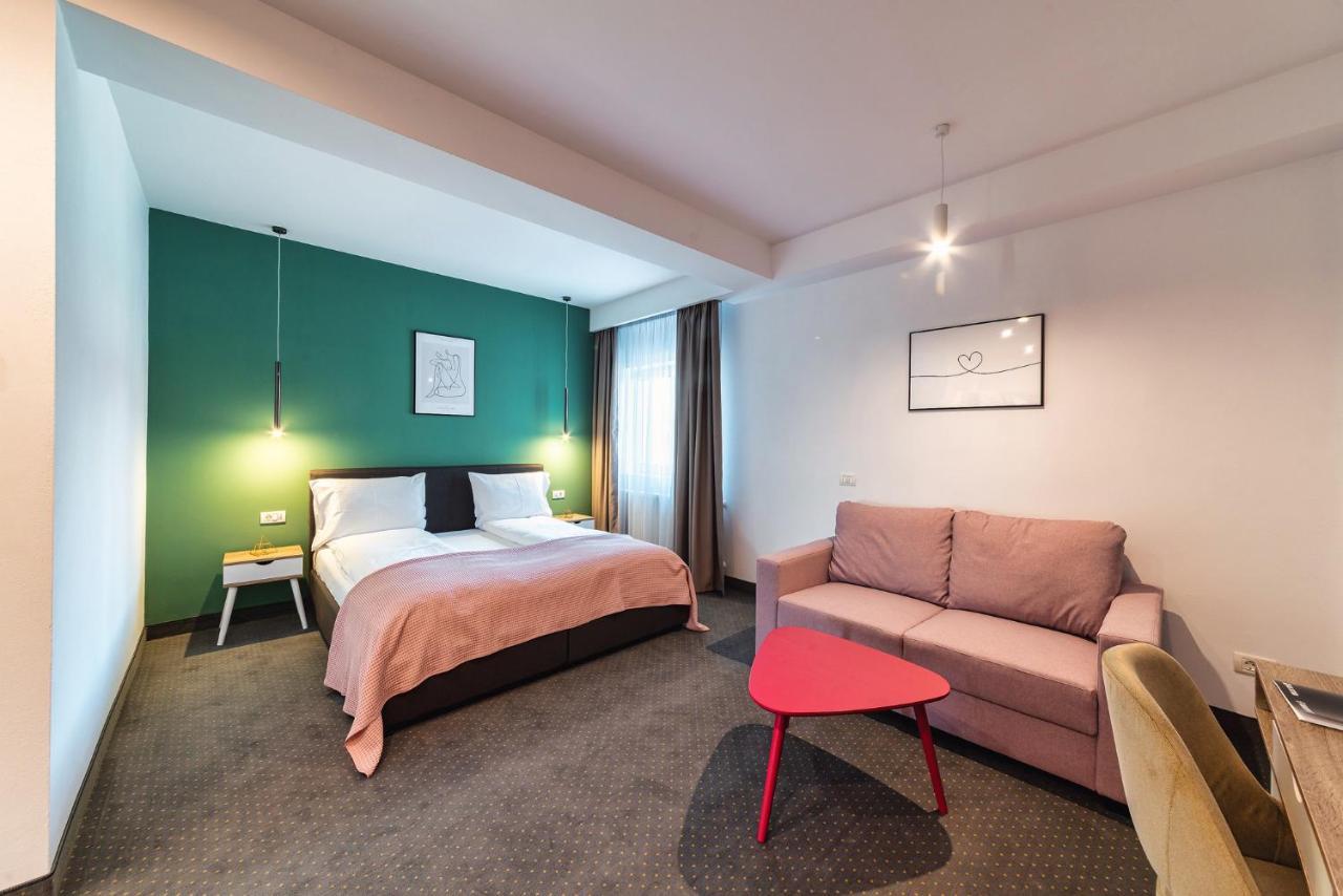 Saga Rooms Victoria  Luaran gambar