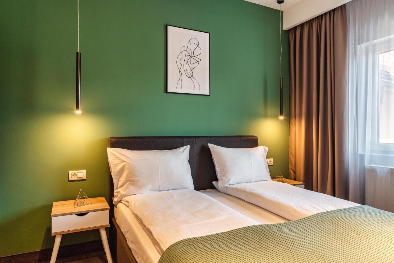 Saga Rooms Victoria  Luaran gambar