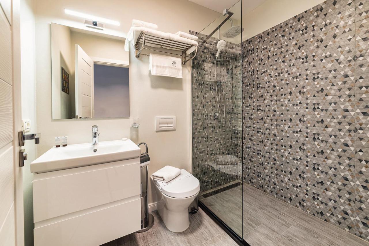 Saga Rooms Victoria  Luaran gambar