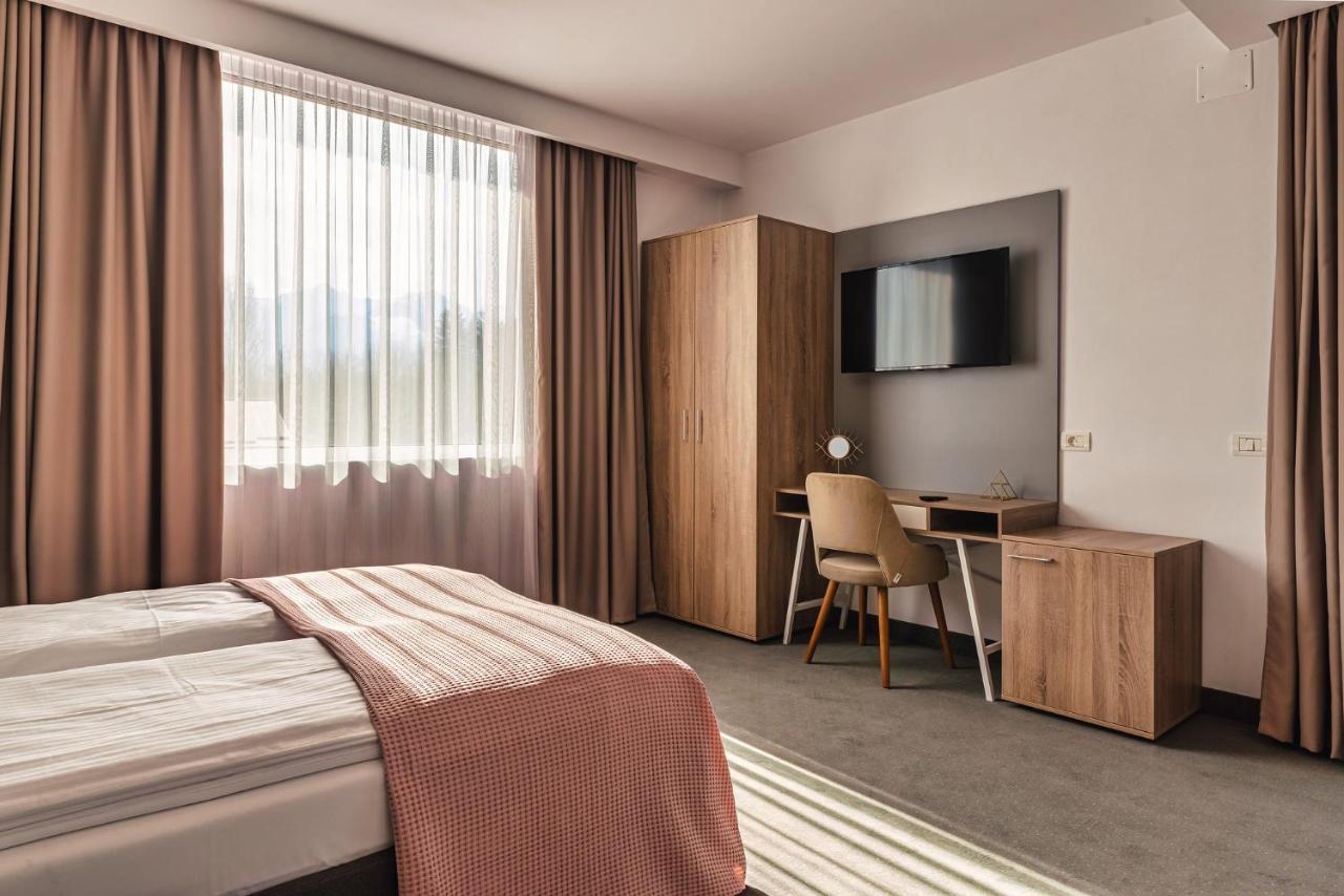 Saga Rooms Victoria  Luaran gambar